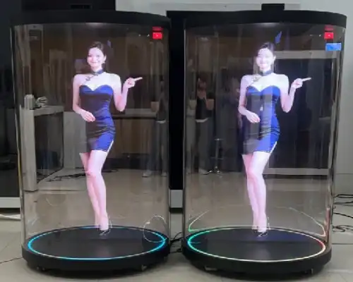 How do cylindrical holographic screens present 360-degree stereoscopic image effects?